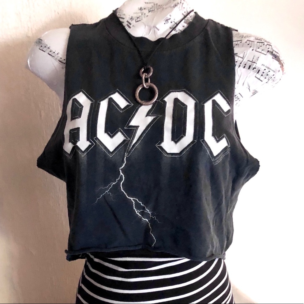 VINTAGE AC⚡️DC crop tee up-cycled black lightening